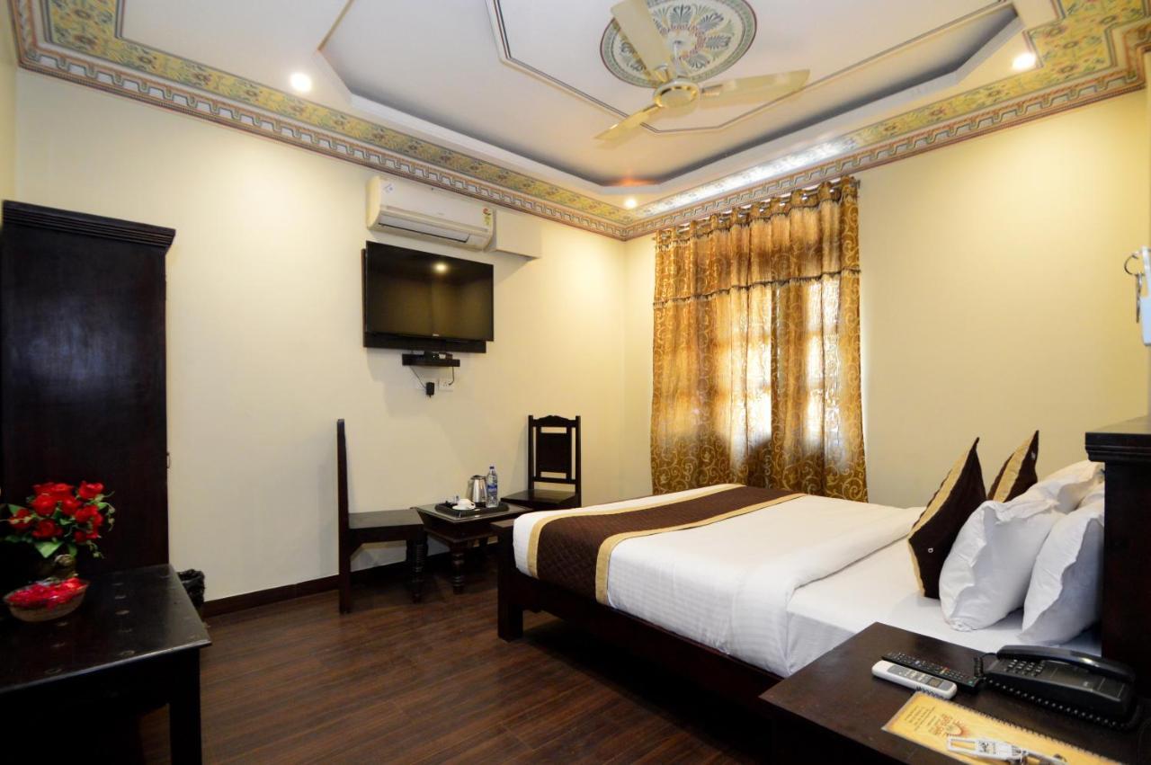 Hotel Surya Garh 자이푸르 외부 사진